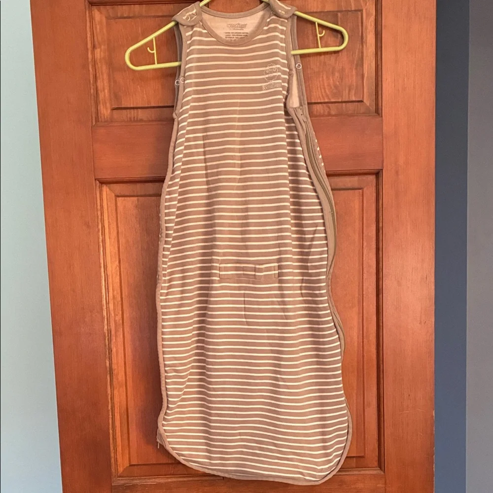 Woombie Striped Sleeveless Baby Sleep Sack - Gray - Picture 2 of 12